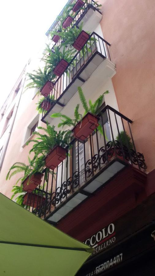 Apartamentos En Plom Valencia Exterior photo